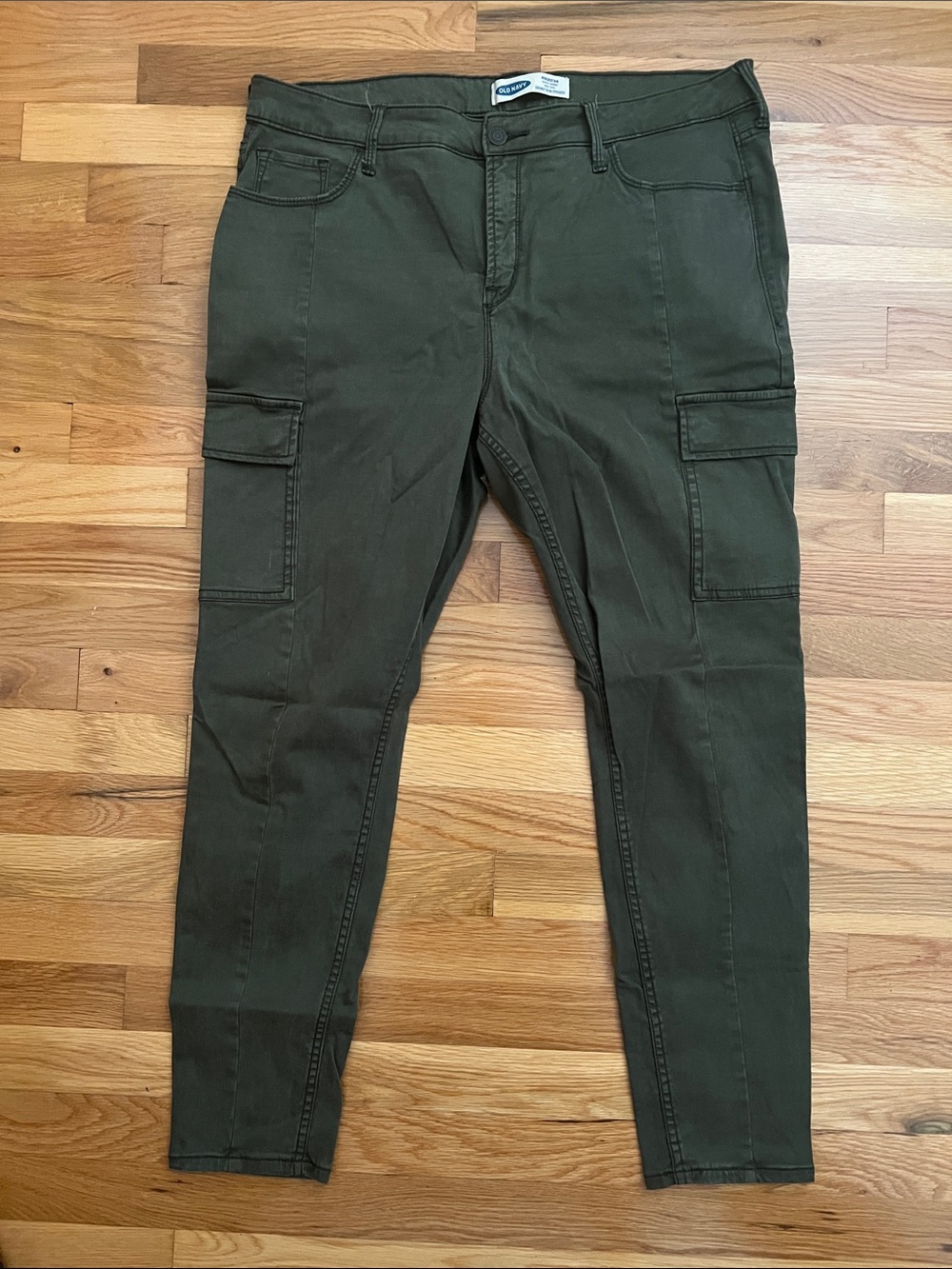 Old Navy Olive Rockstar Super Skinny High Rise Cargos